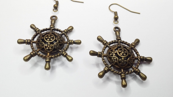 Steuerrad Ohrringe Vintage Optik bronzefarben